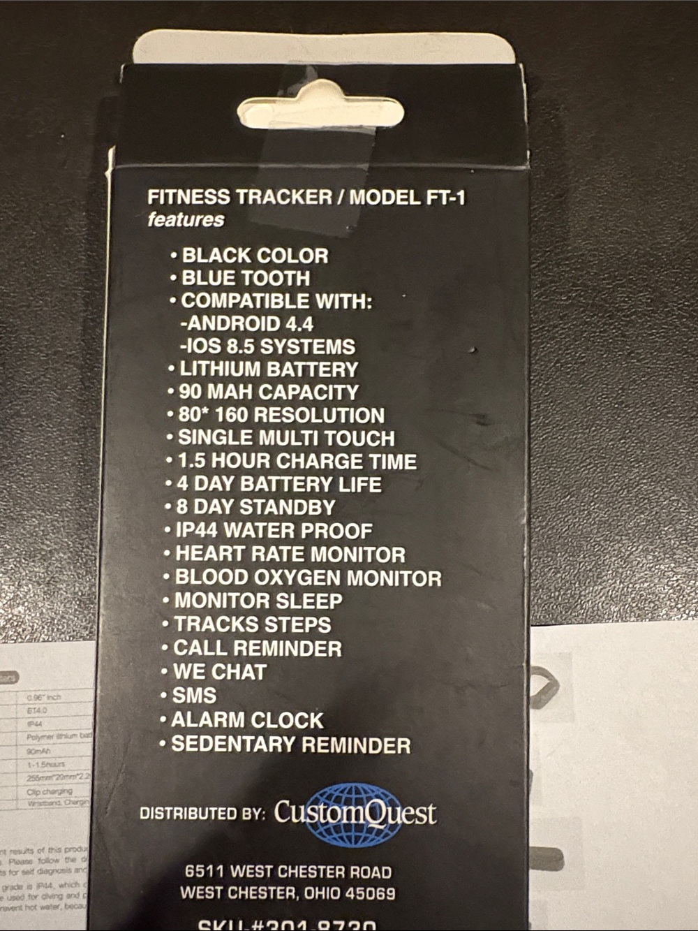 Black Fitness Tracker Smart Band with USB Charger - Picture 4 of 7